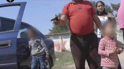Masseria occupata dai rom: "Sono andati via e l'hanno distrutta"