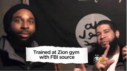 "Bandiera Isis alla Casa Bianca", due arresti a Chicago