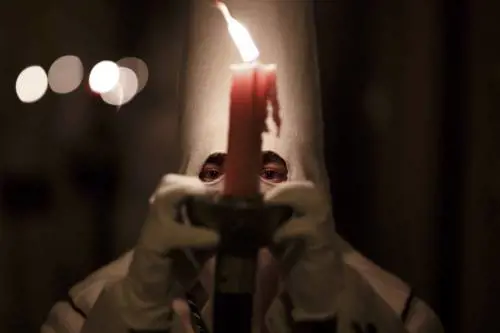 Spagna, i penitenti in processione a Zamora