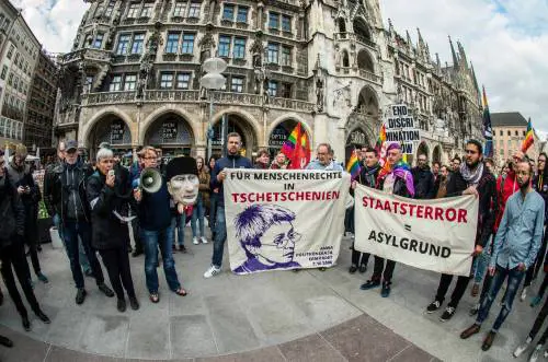 "In Cecenia lager per gay". Fatwa contro giornale che denuncia