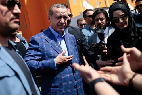 Turchia, l'opposizione insorge: "Brogli ai seggi, bisogna annullare il referendum"