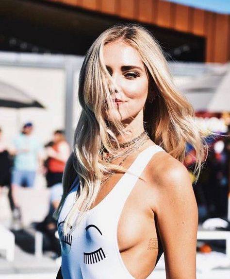 Il look sexy di Chiara Ferragni al Coachella Festival