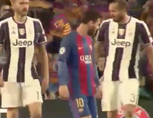 Bonucci-Chiellini, bisticcio in campo per la maglia di Messi