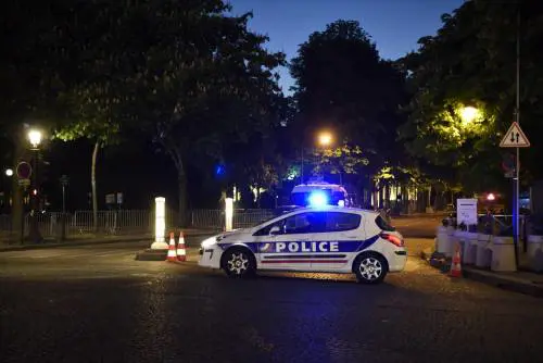 Straburgo, adesso è caccia al killer: "Identificato ma in fuga"