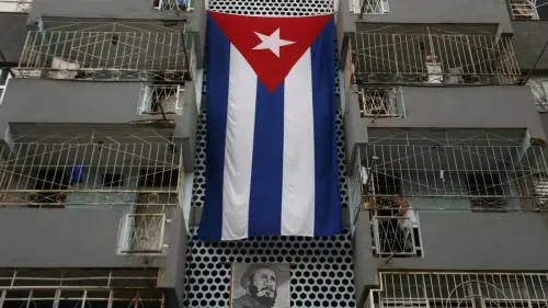 Versace e Armani sbarcano a Cuba