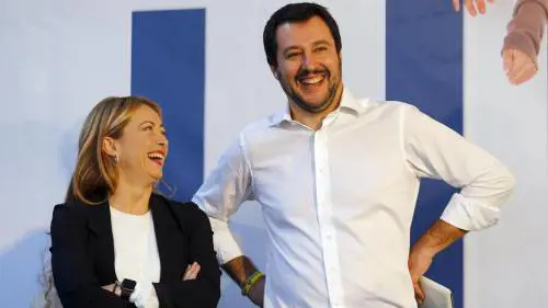Tentazione Meloni. Polo sovranista senza Lega né Fi