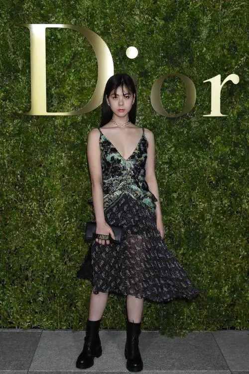 Nozze in vista nel mondo del lusso: Louis Vuitton vuole acquisire Christian Dior