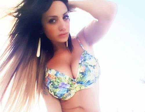 Marika Fruscio hot, il bikini esplosivo