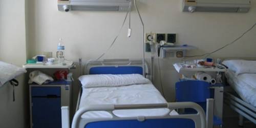 Sassari, ospedale in agonia: mancano provette e pannoloni per anziani