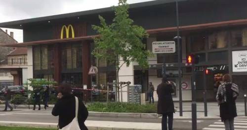 Esplosione in un McDonald's di Grenoble, nessun ferito