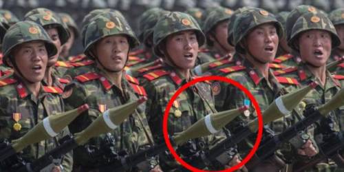 L'ex 007: "Le armi della Corea del Nord sono finte"