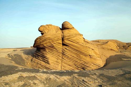 Xinjiang, lo spettacolo mozzafiato del deserto cinese