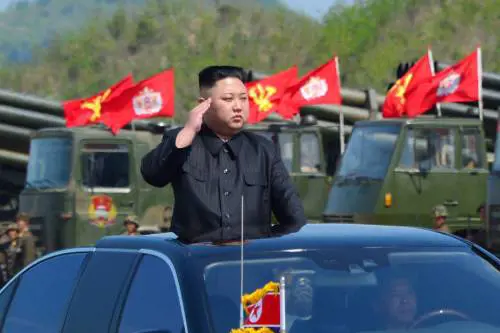 La Corea del Nord lancia un missile balistico