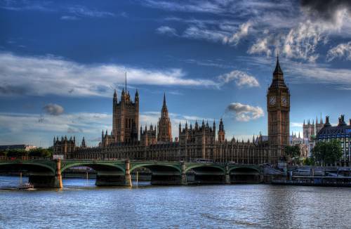 Londra, diciannovenne italiana trovata morta: mistero sulle cause