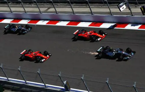 Una Bottas più per Lewis che per i sogni della Rossa