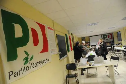 Il Pd ora attacca Conte: "Folle seguire linea dei 5S"