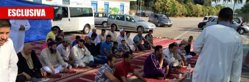 Quella moschea abusiva nascosta in un'officina