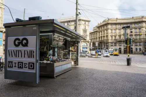Certificati nel chiosco sotto casa: così la Raggi rilancia le edicole 