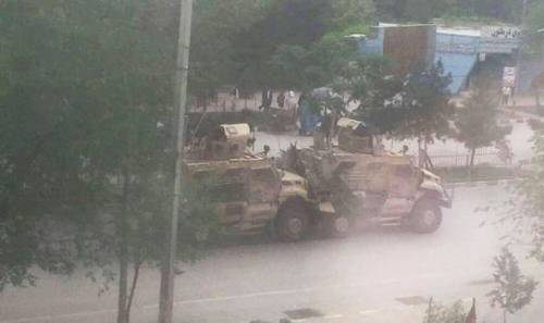 A Kabul un'autobomba contro un convoglio della Nato
