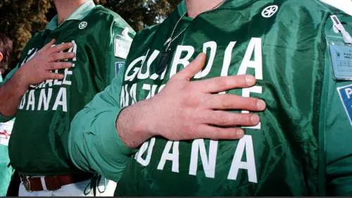 Dopo 20 anni alla sbarra assolte e risarcite le "camicie verdi"