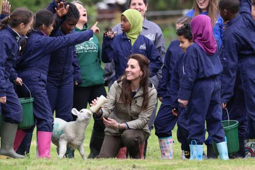 La domestica lascia Kate e William: "Troppo stress"