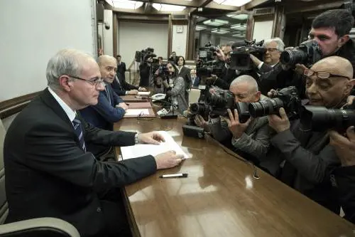 Il Csm sta con Zuccaro: "Vada avanti con le indagini"