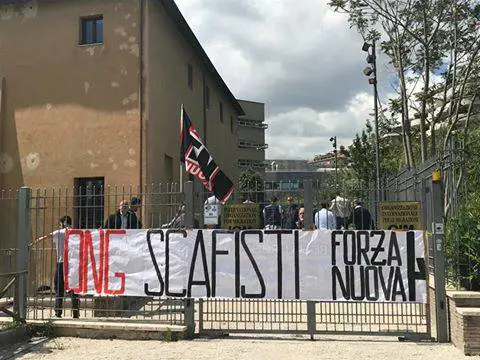 Blitz di Forza Nuova contro Ong: "Sono degli scafisti"