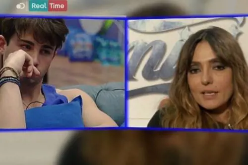 Amici, Ambra Angiolini contro Riccardo: "È solo un personaggio pop"