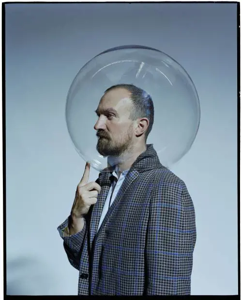 Rivelato il nome del fotografo: Tim Walker firmerà il Pirelli Cal