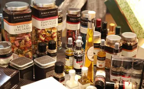 Ecco i "fanatici" della tavola, TuttoFood batte anche Expo