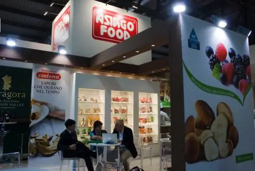 Berlusconi a Tuttofood pranza con gli imprenditori