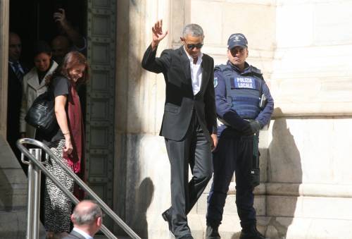 Milano celebra in pompa magna Obama, il perdente degli Stati Uniti