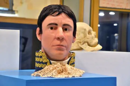 Affascinante e donnaiolo: ecco il vero volto (in 3d) di Alessandro Volta