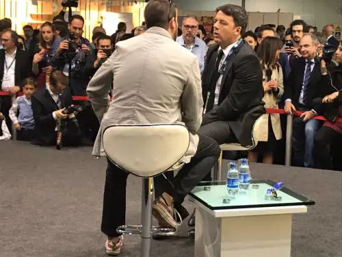 Alla fiera Seeds&Chips Renzi si prende la scena