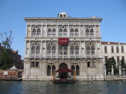 Venezia, lo storico casinò rischia di chiudere: "Troppe perdite"