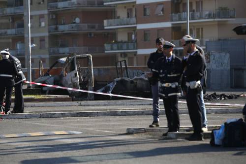 Molotov sul camper dei rom Nel rogo uccise tre sorelle