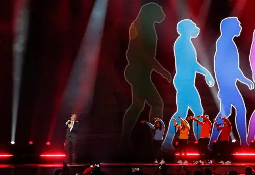 Francesco Gabbani sul palco dell'Eurovision