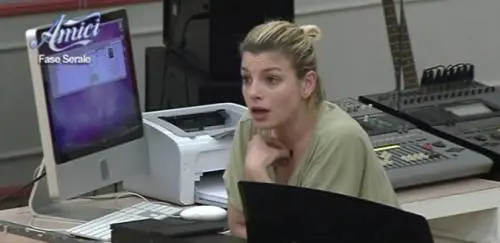 Amici, Emma Marrone s'infuria con Mike: "Chiedo rispetto e umiltà"