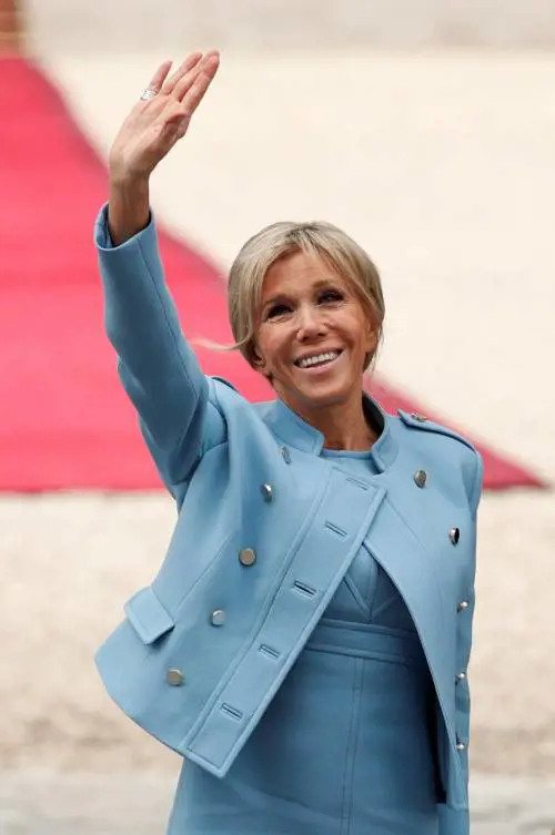 Brigitte Macron come Michelle Obama: ora vuole l'orto all'Eliseo