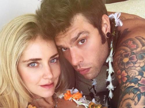 Chiara Ferragni nuda alle Hawaii con Fedez