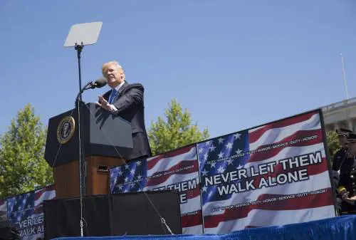 Chi gioca a far fuori The Donald