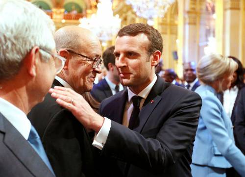 Francia, Le Drian: "Di Maio ha superato ogni limite, ma ora dialogo"