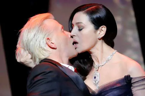 Monica Bellucci sexy al Festival di Cannes