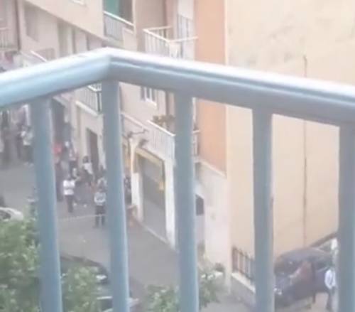 Torino, uomo armato barricato in casa minaccia di fare strage in diretta su Fb