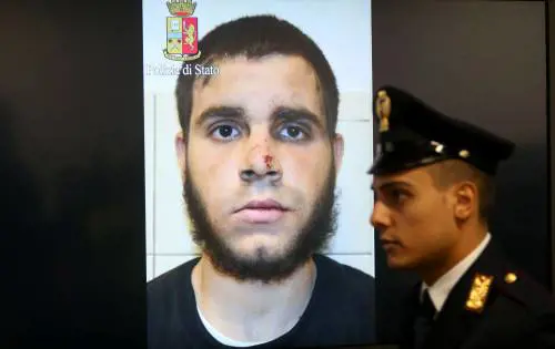 Caccia al "profugo" libico che insegnò la jihad a Hosni