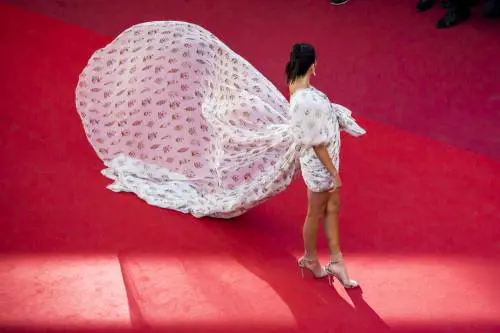 Sulla Coisette il velo di Kendall Jenner