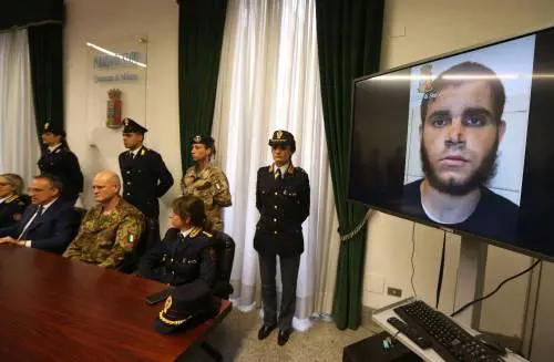 Aggressione in stazione, la mossa del legale: perizia psichiatrica su Hosni