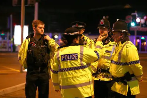 Manchester, esplosioni all'Arena durante il concerto di Ariana Grande