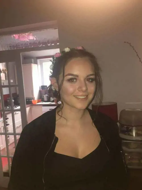 Manchester, decine di adolescenti dispersi: gli appelli sui social per trovarli