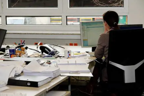 Bergamo, licenziata una neo mamma perché "non esiste più la mansione"
